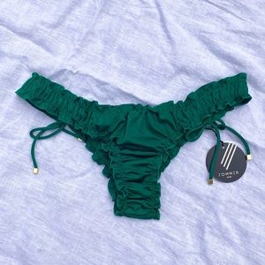 Sommer swim cheeky ruffle bikini bottoms. Color green. Size Large. New w/ tags